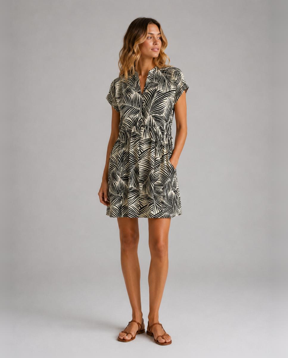 Imagem 0 de Vestido curto estampado