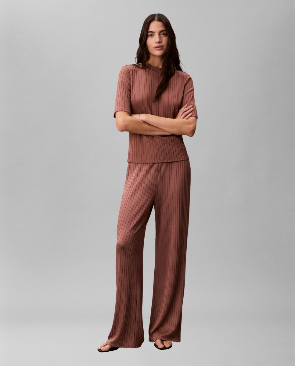 Imagem 0 de Calças Caneladas Fluidas