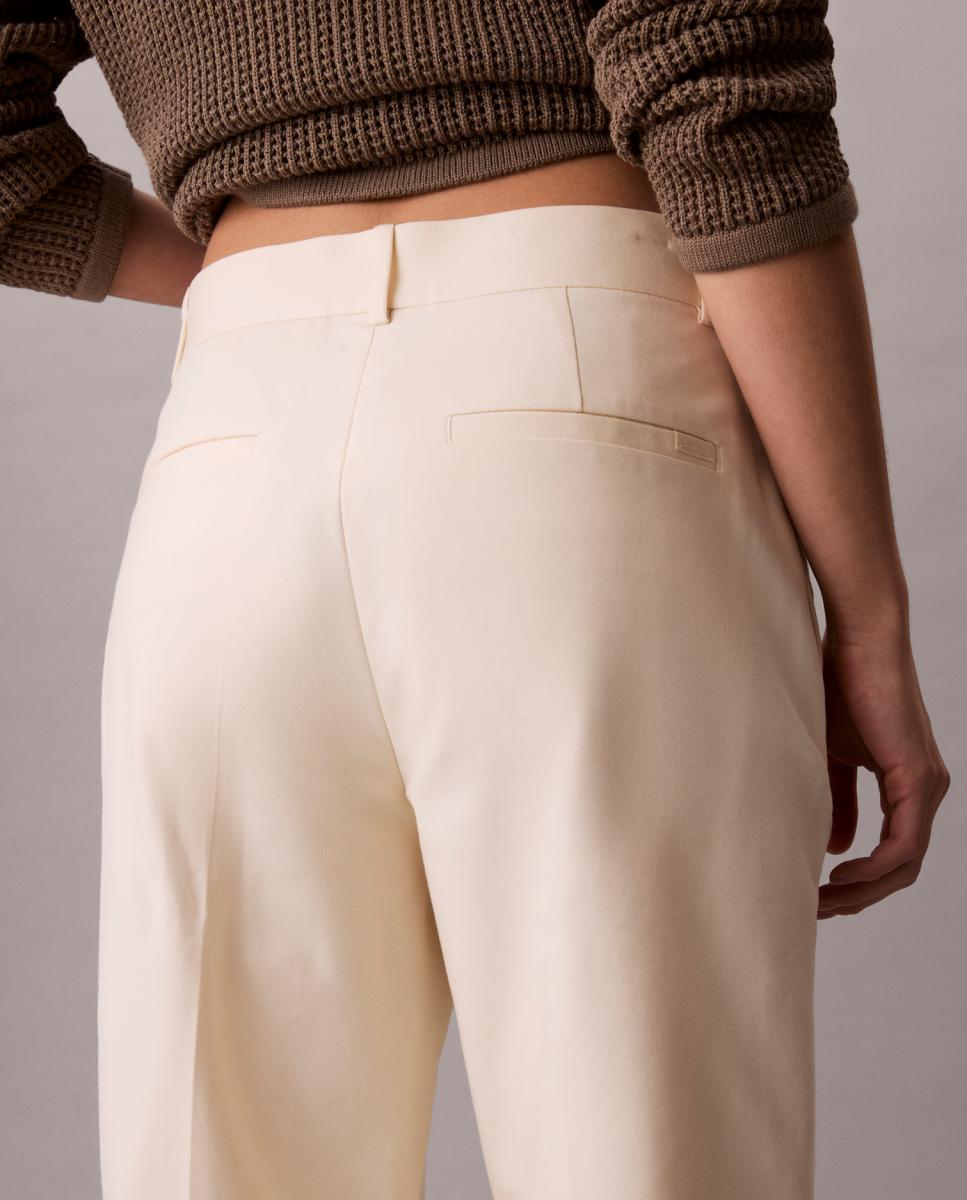 Calças Chino Regular Creme-6