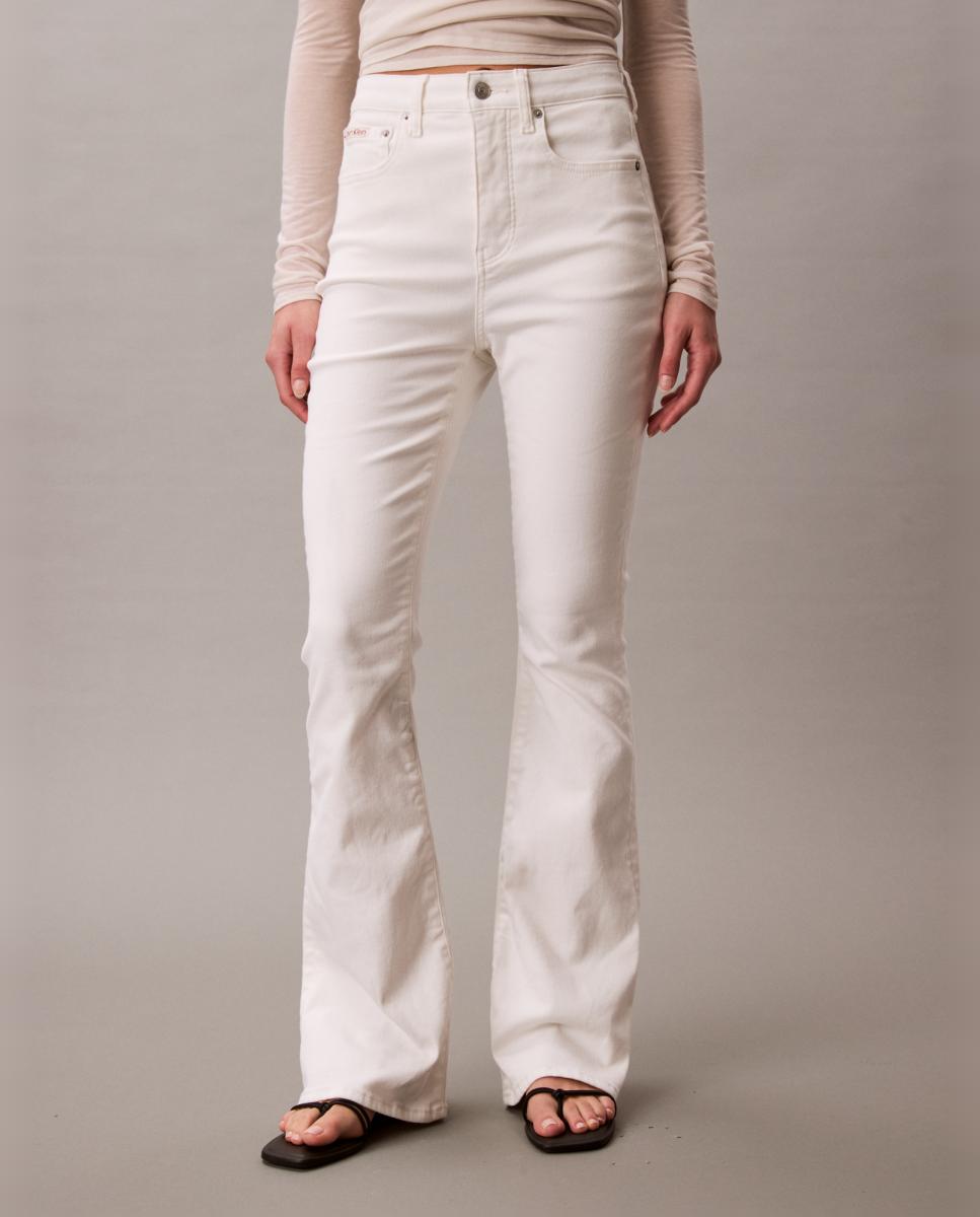 Jeans à Boca de Sino com Cintura Subida Branco-3
