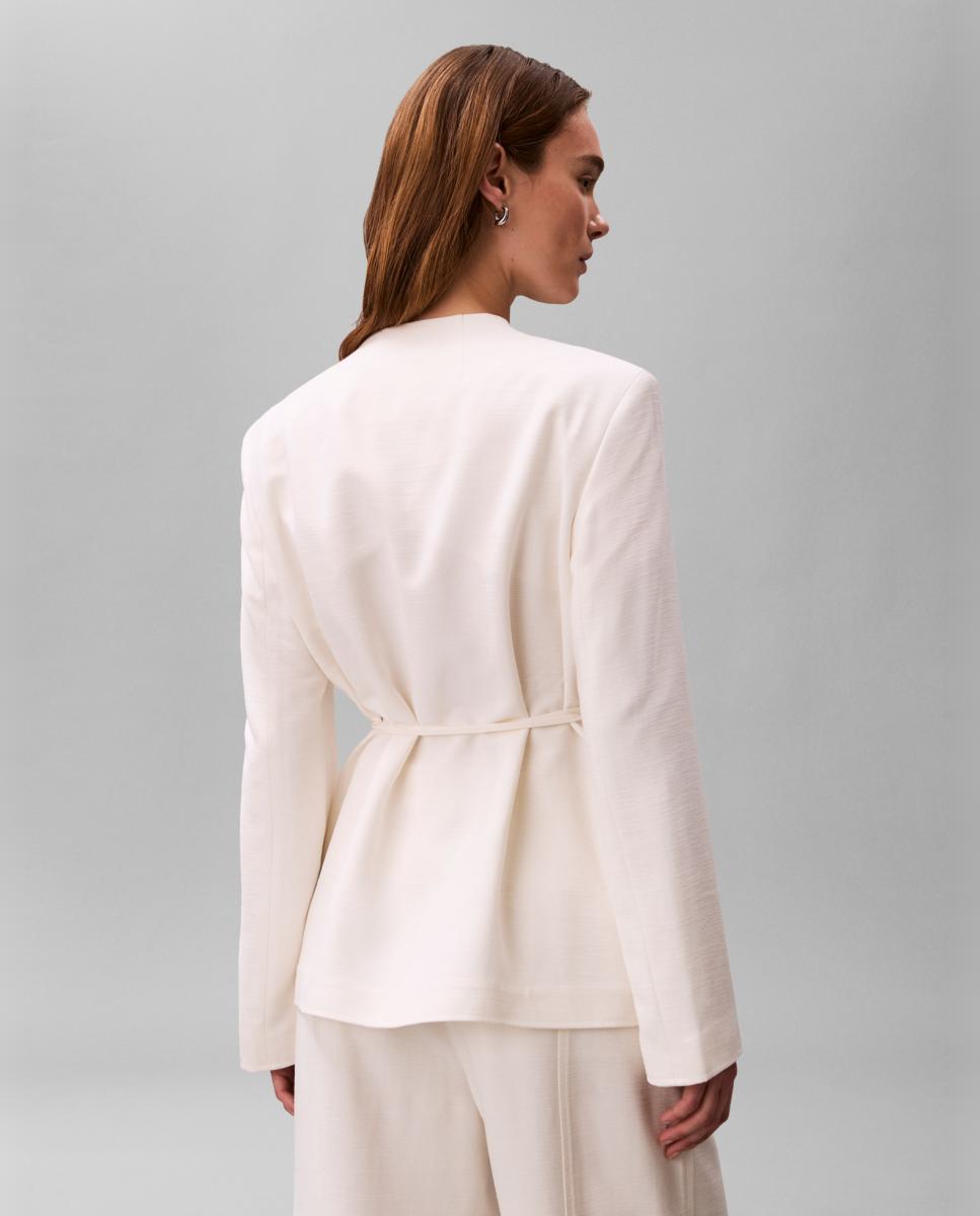 Blazer com Textura e Cinto Branco-2