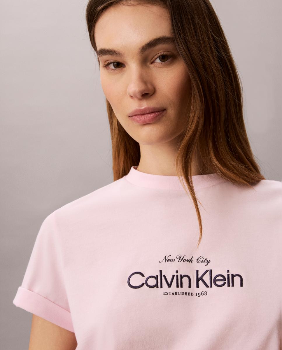 T-shirt Clássica com Logótipo NYC Rosa-claro-4