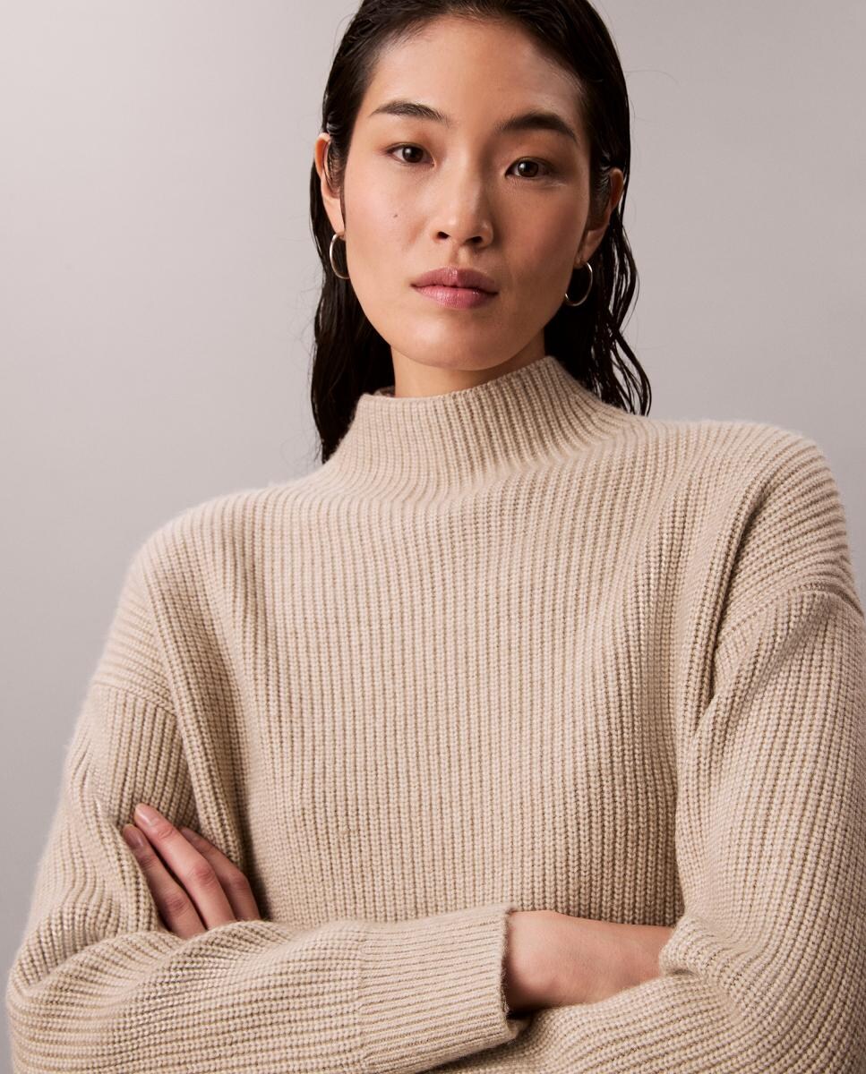 Camisola de malha de mulher com gola alta Cinzento-claro-5