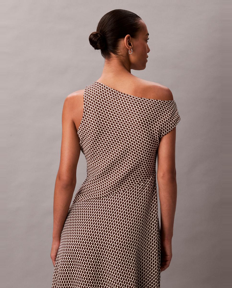 Vestido de Crepe Castanho-5