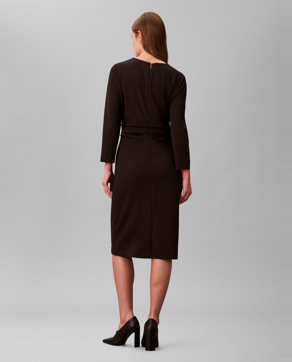 Vestido de Crepe Cintado Preto-2