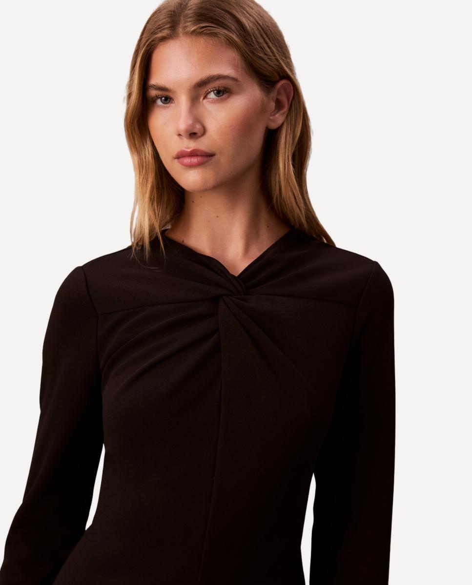 Vestido de Crepe com Manga Comprida Preto-2