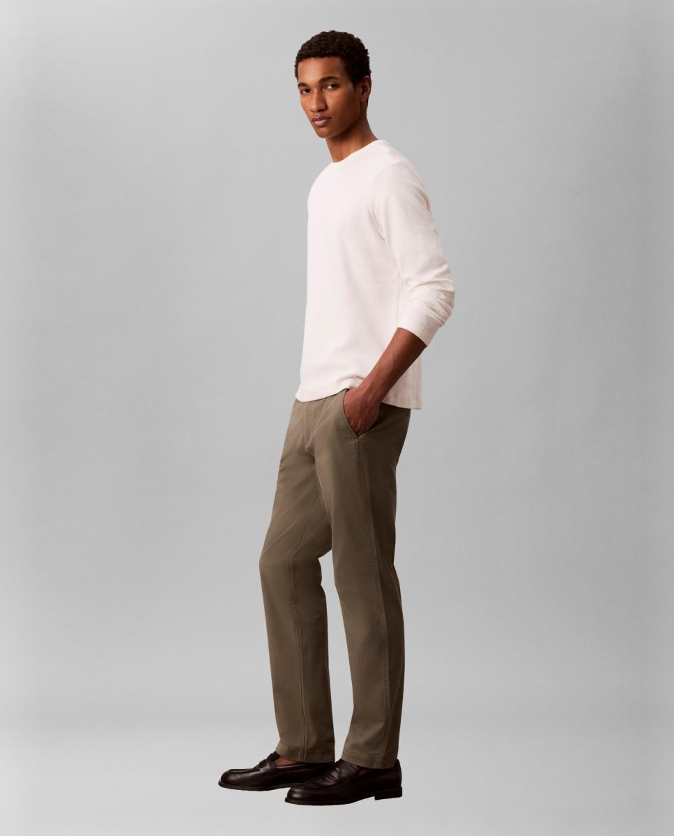Calvin Klein Jeans - Pantalón Chino Hombre Slim Fit.