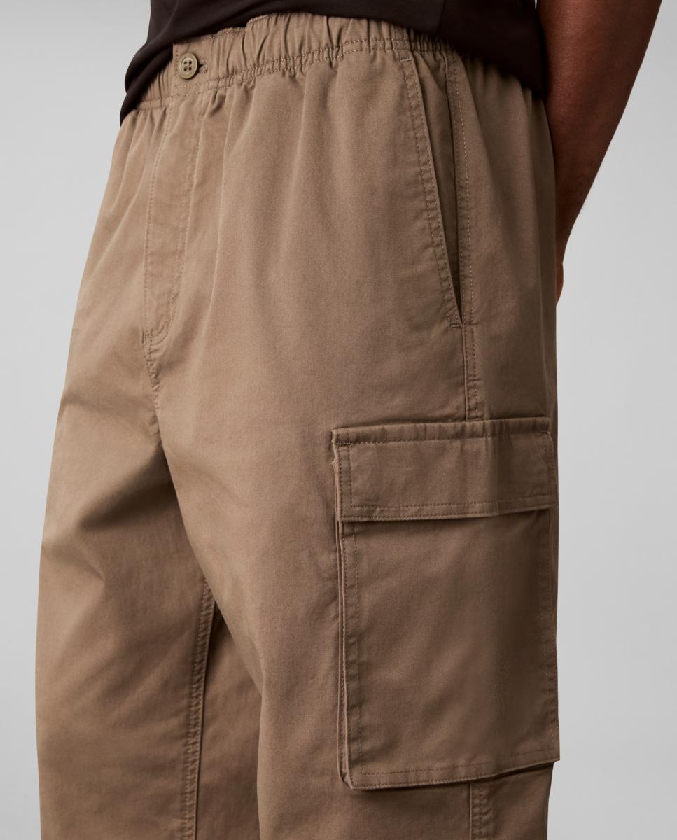 Imagen 4 de Pantalón cargo Hombre Fit Relaxed - Calvin Klein Jeans - Verde militar Verde militar