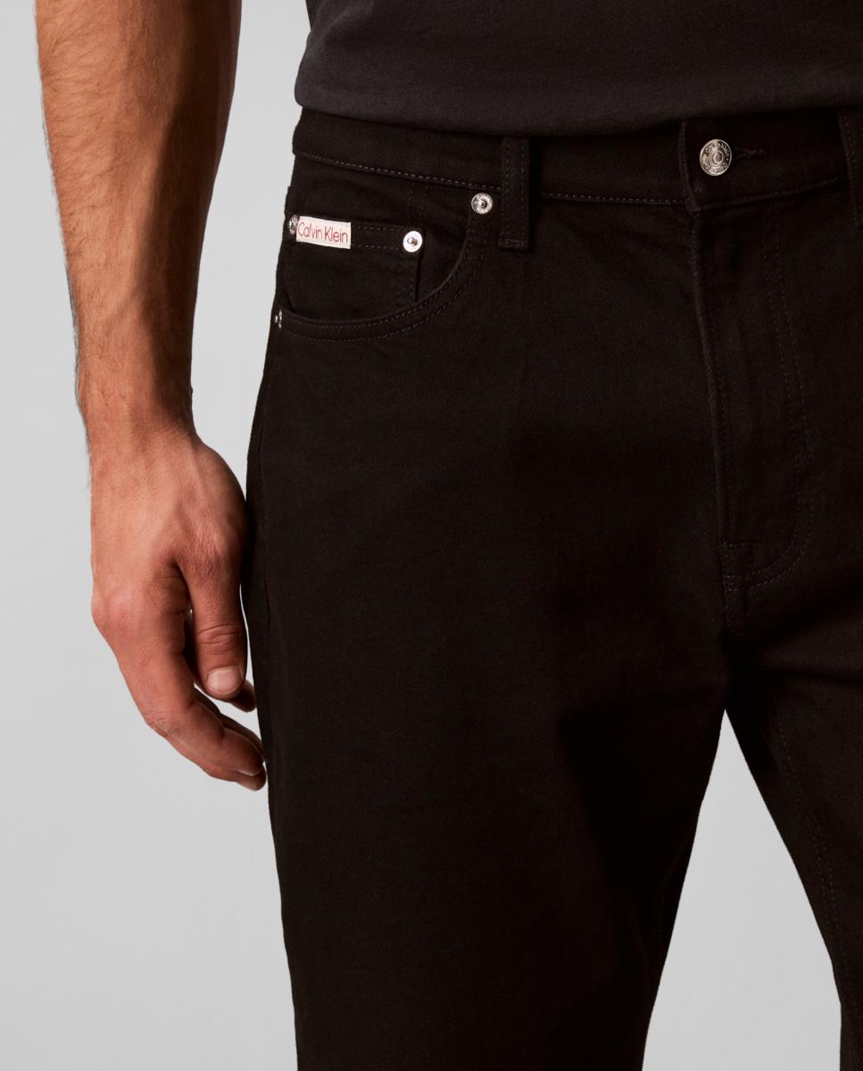 Imagen 4 de Vaquero Hombre Clásico Fit Taper - Calvin Klein Jeans - Negro Negro