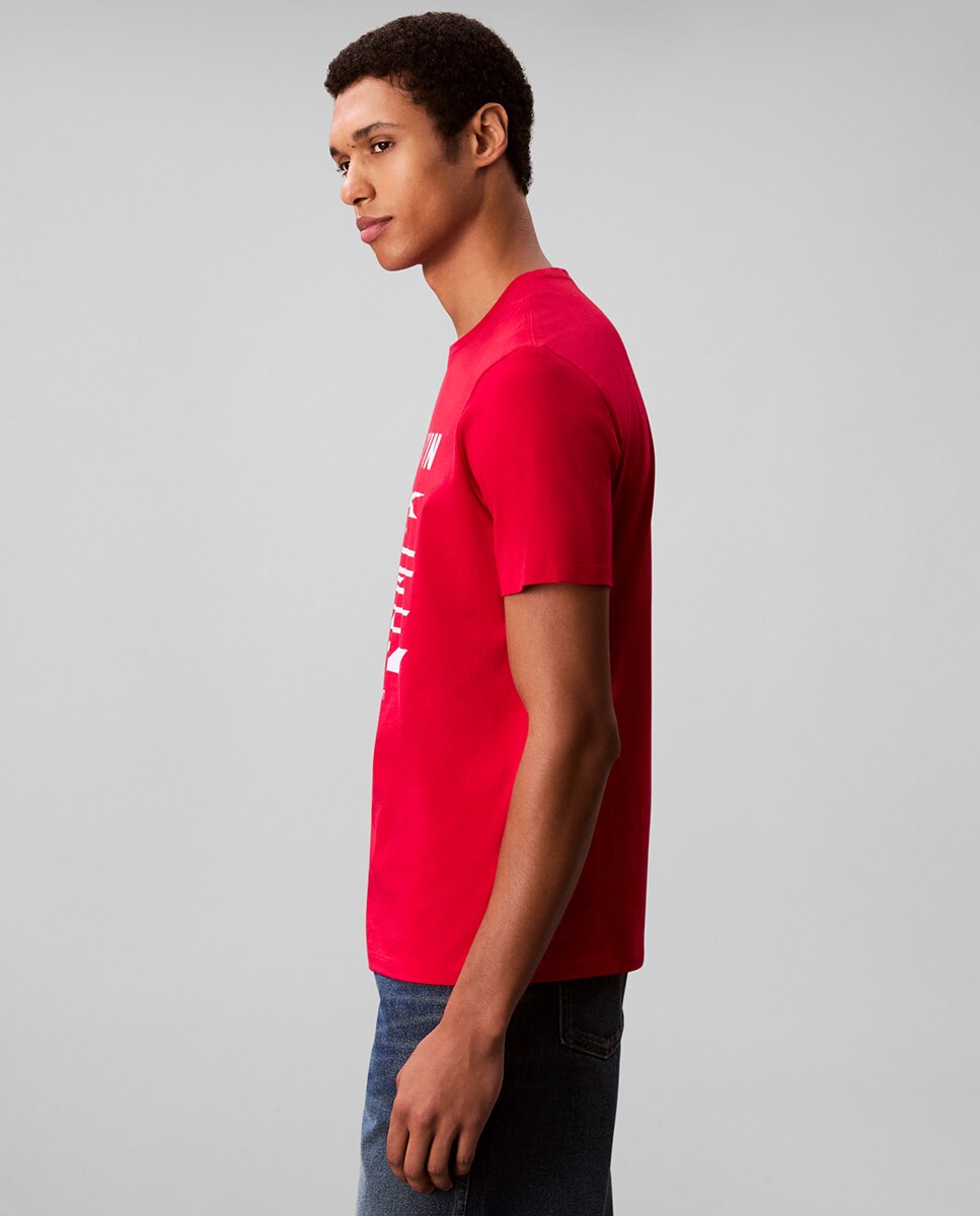 T-shirt com Ilustração Vermelho-4