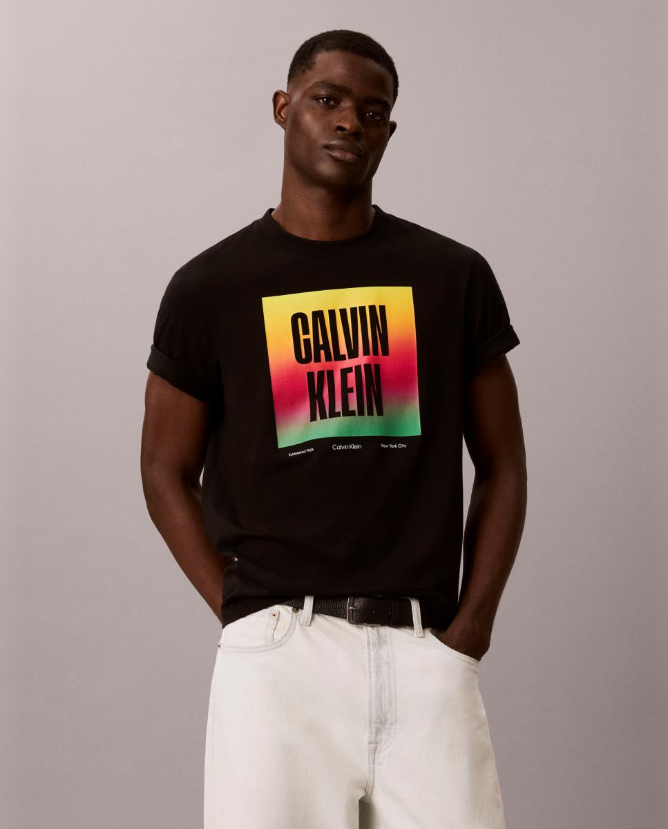 T-shirt com Estampado Gráfico Preto-6