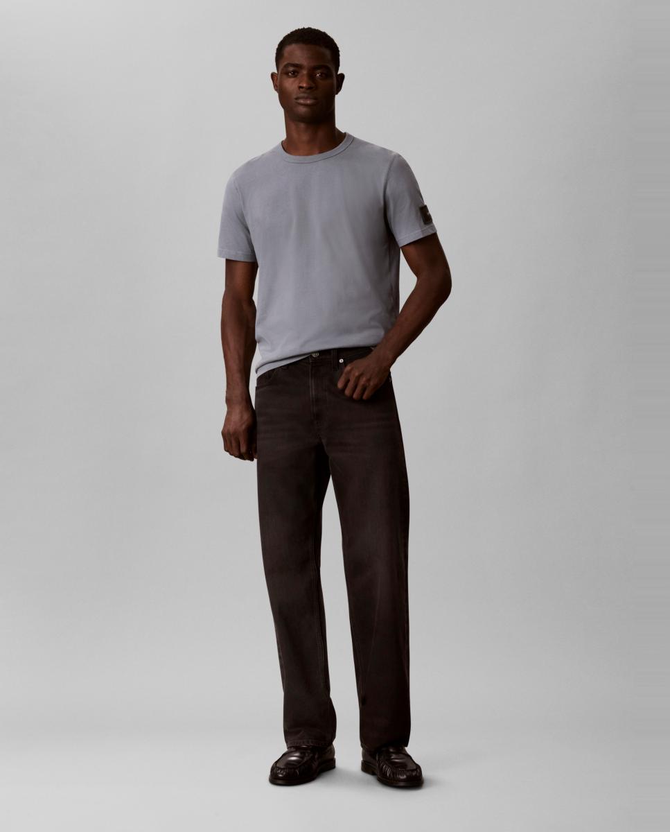 Imagen 6 de Camiseta Hombre con badge - Calvin Klein Jeans - Gris Gris