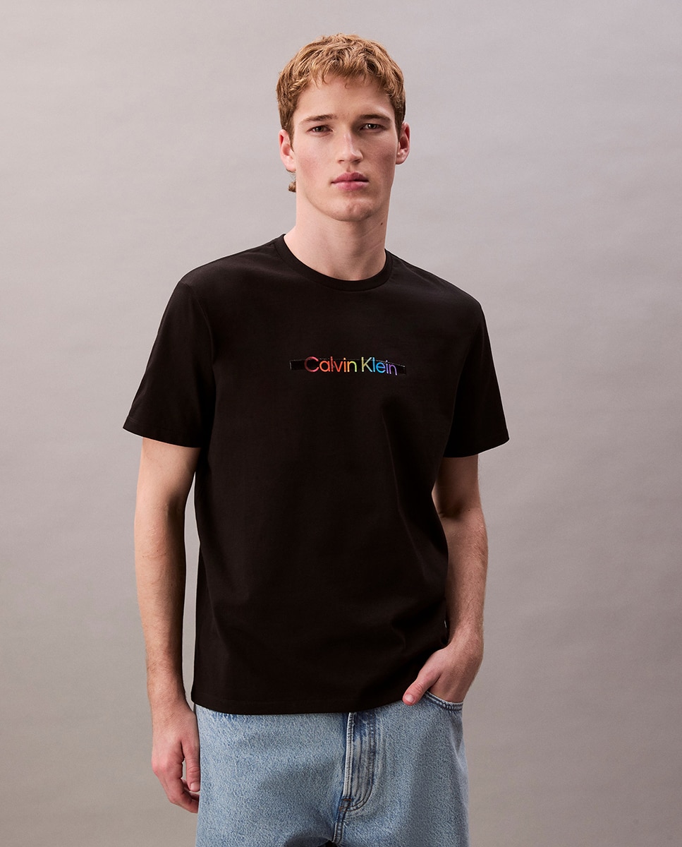 T-shirt com Logótipo Pride Preto-1