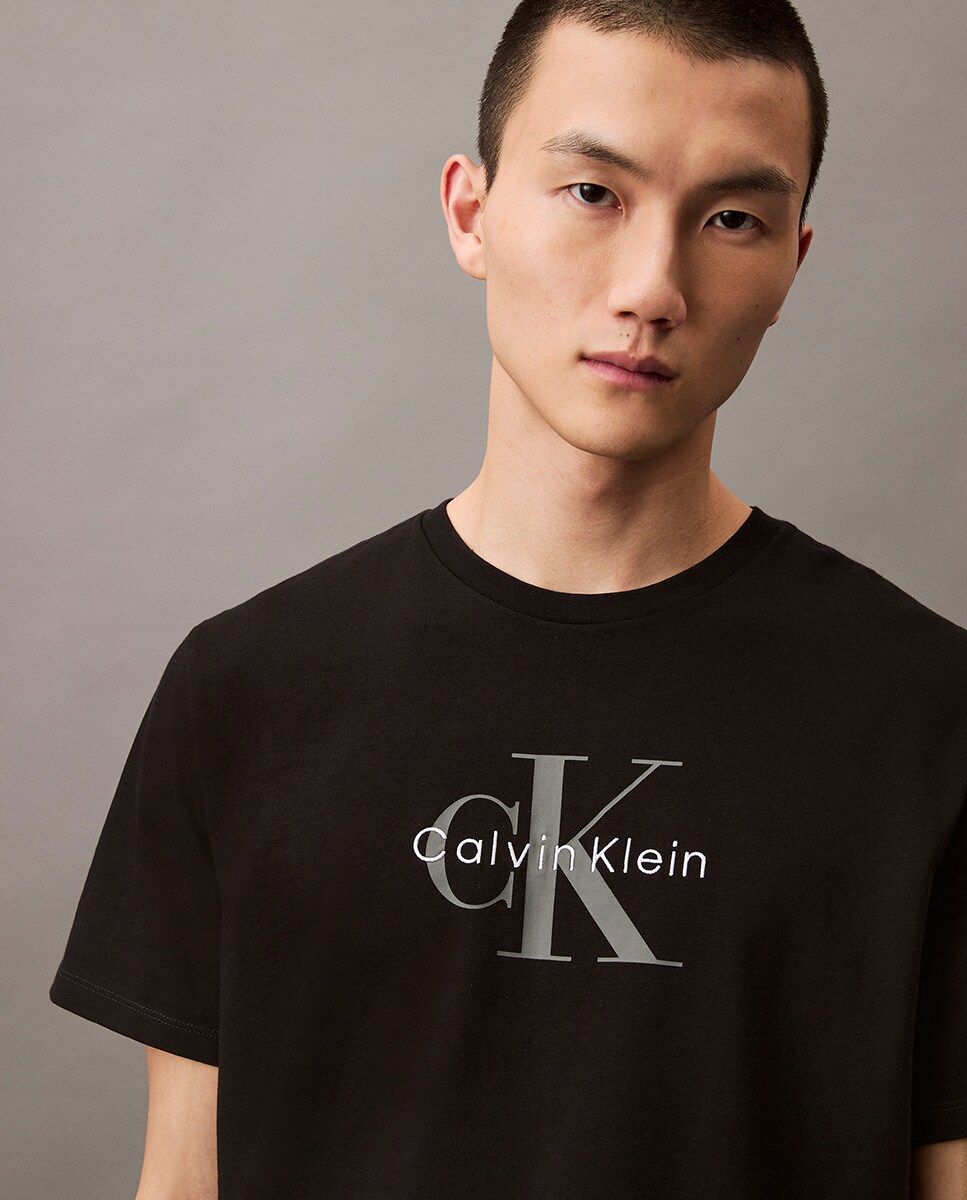 T-shirt com Monograma Preto-3