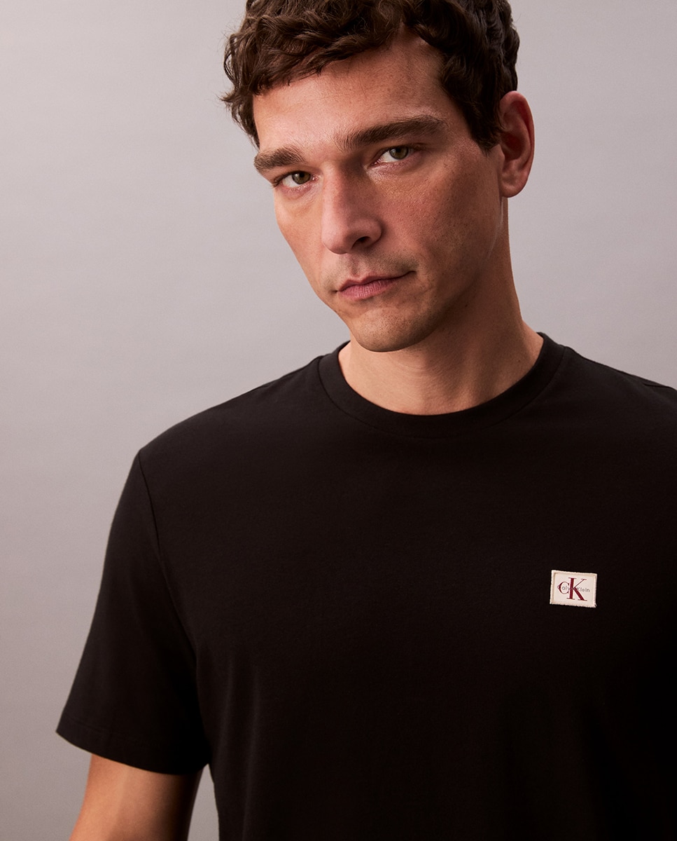 T-shirt com Logótipo Preto-4