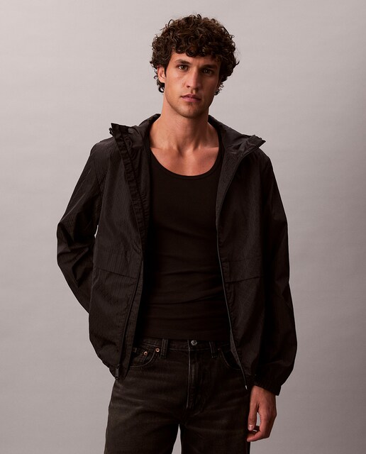 Imagen 0 de Chaqueta cortavientos hombre con estampado