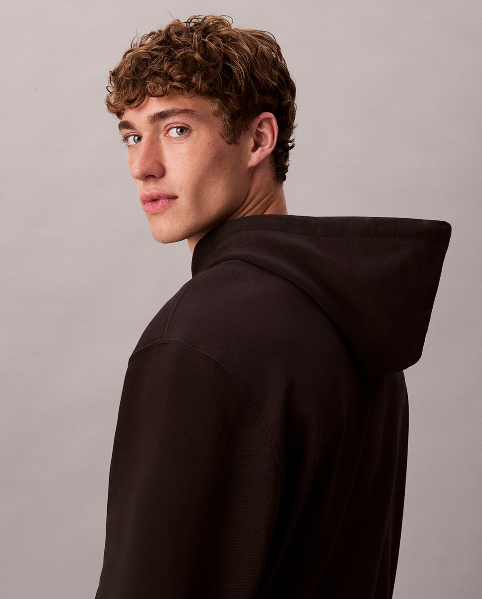 Sweatshirt com Capuz e Ilustração Preto-3