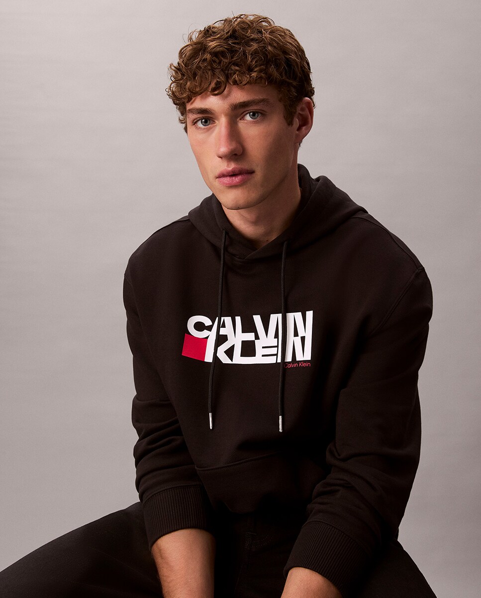 Sweatshirt com Capuz e Ilustração Preto-6