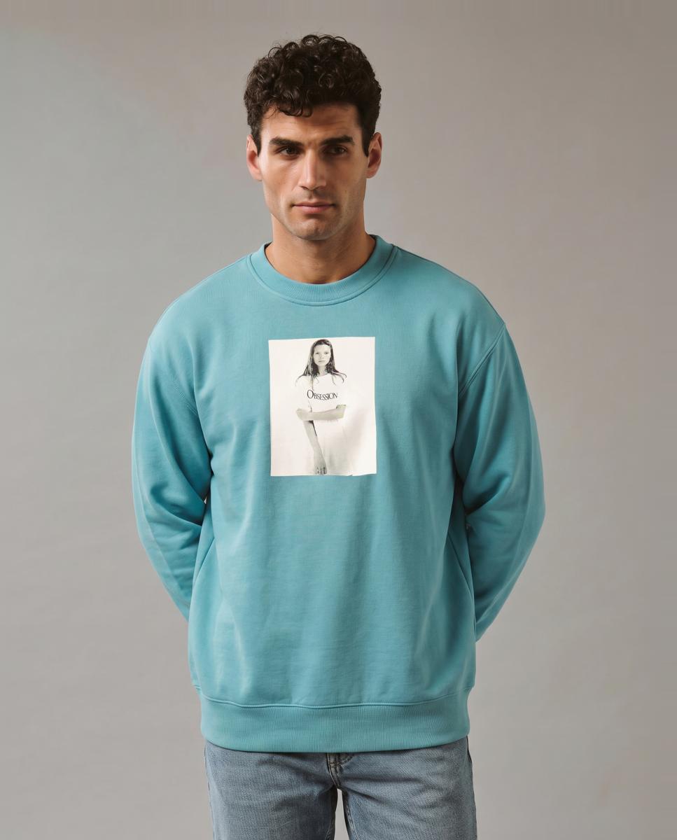 Sweatshirt com Estampado Gráfico Kate Moss Azul-1