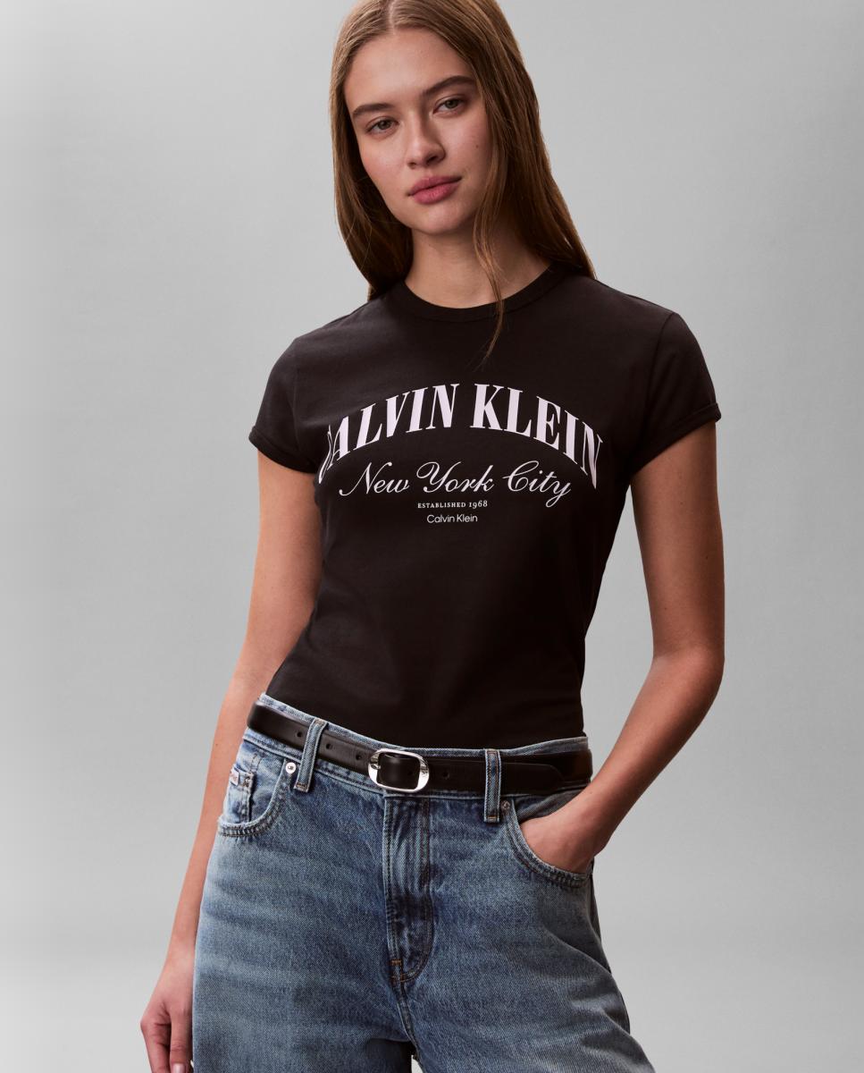 T-shirt com Logótipo Varsity Preto-3