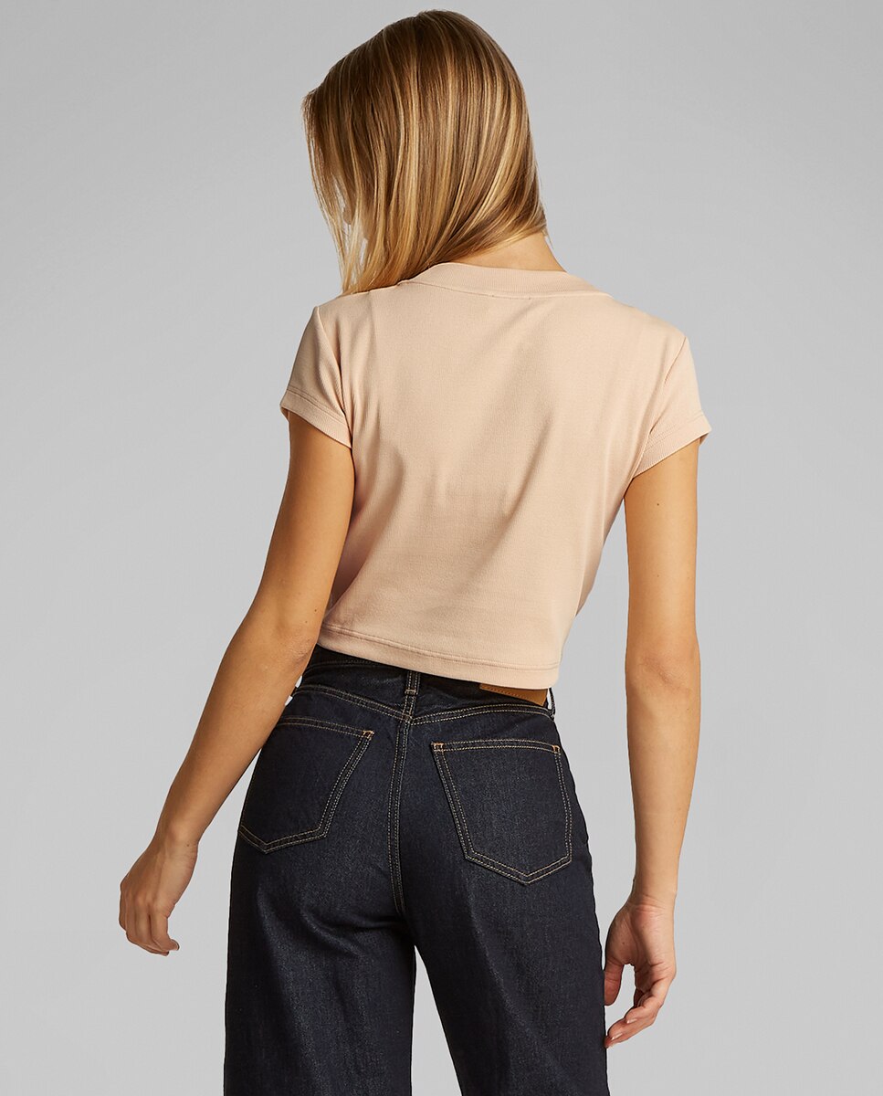 T-shirt com Logótipo Rosa-2