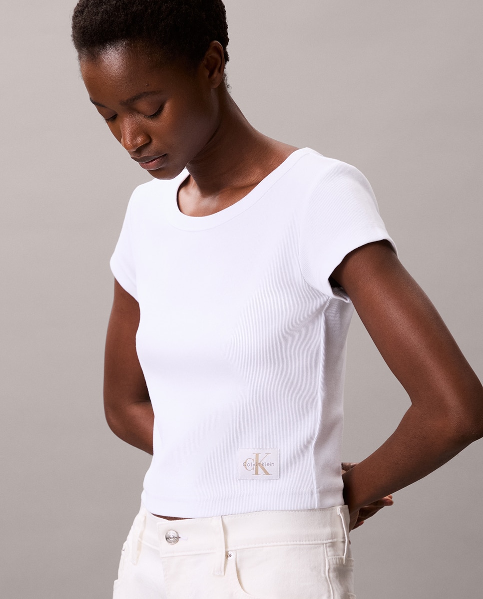 T-shirt Baby Fit com Logótipo Branco-5