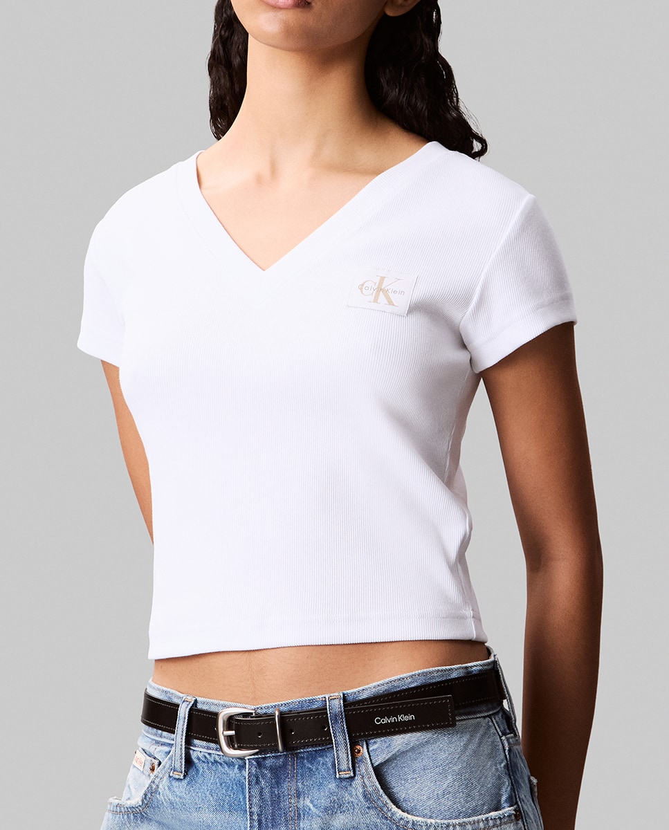 T-shirt com Decote em Bico Branco-3