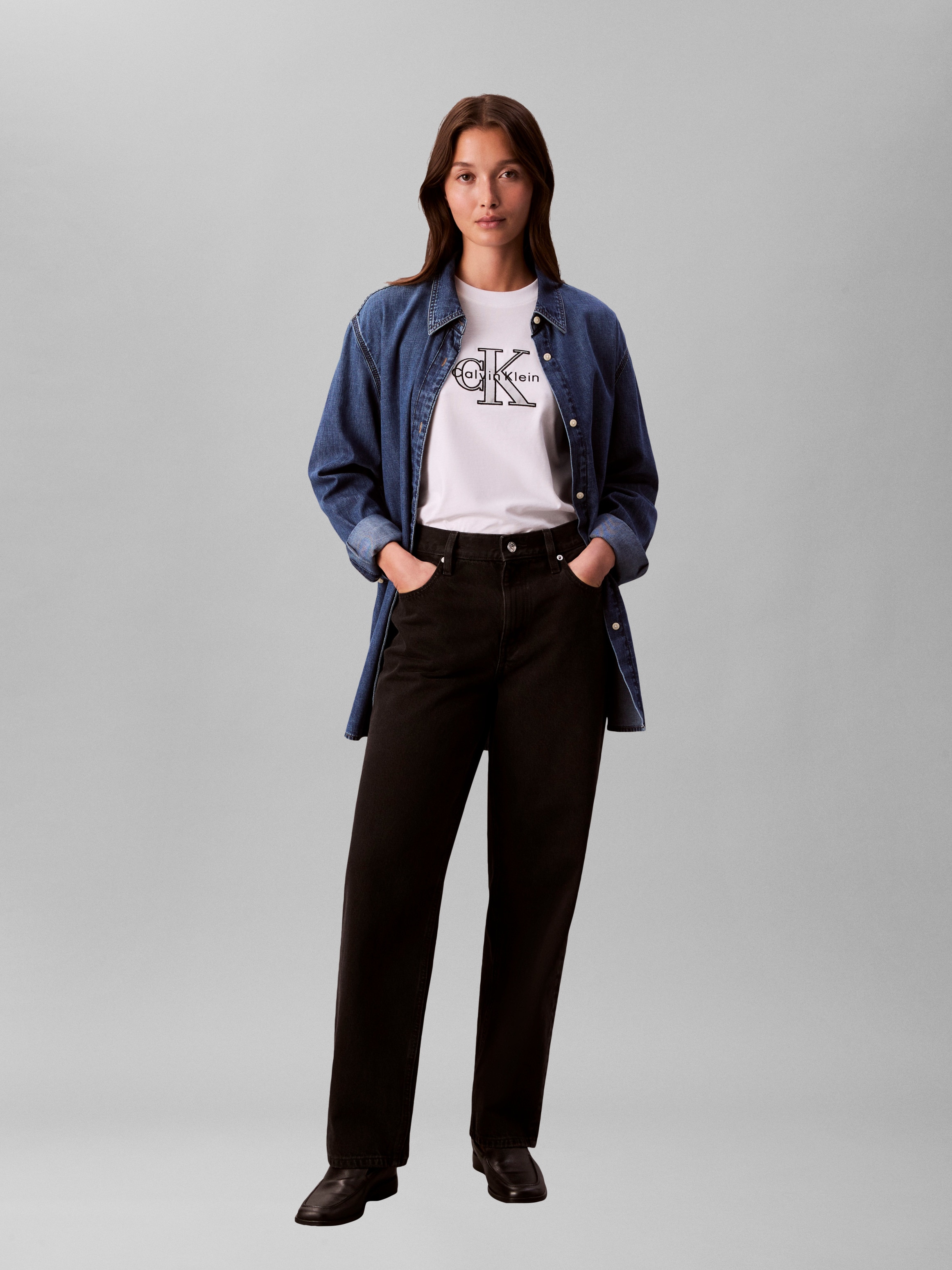 T-shirt com Monograma Metálico Branco-6