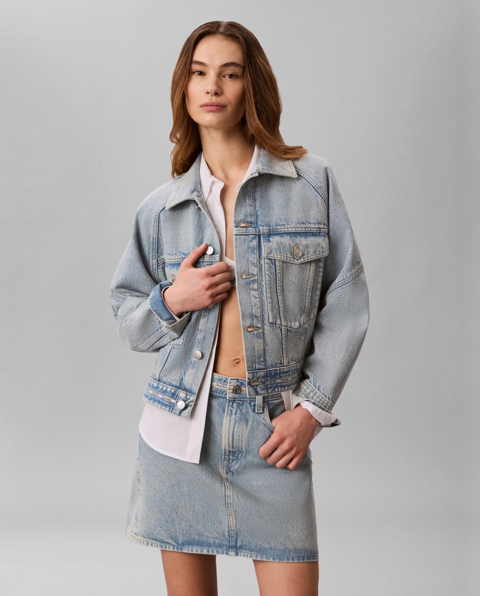 Calvin Klein Jeans - Chaqueta vaquera mujer de corte boxy.