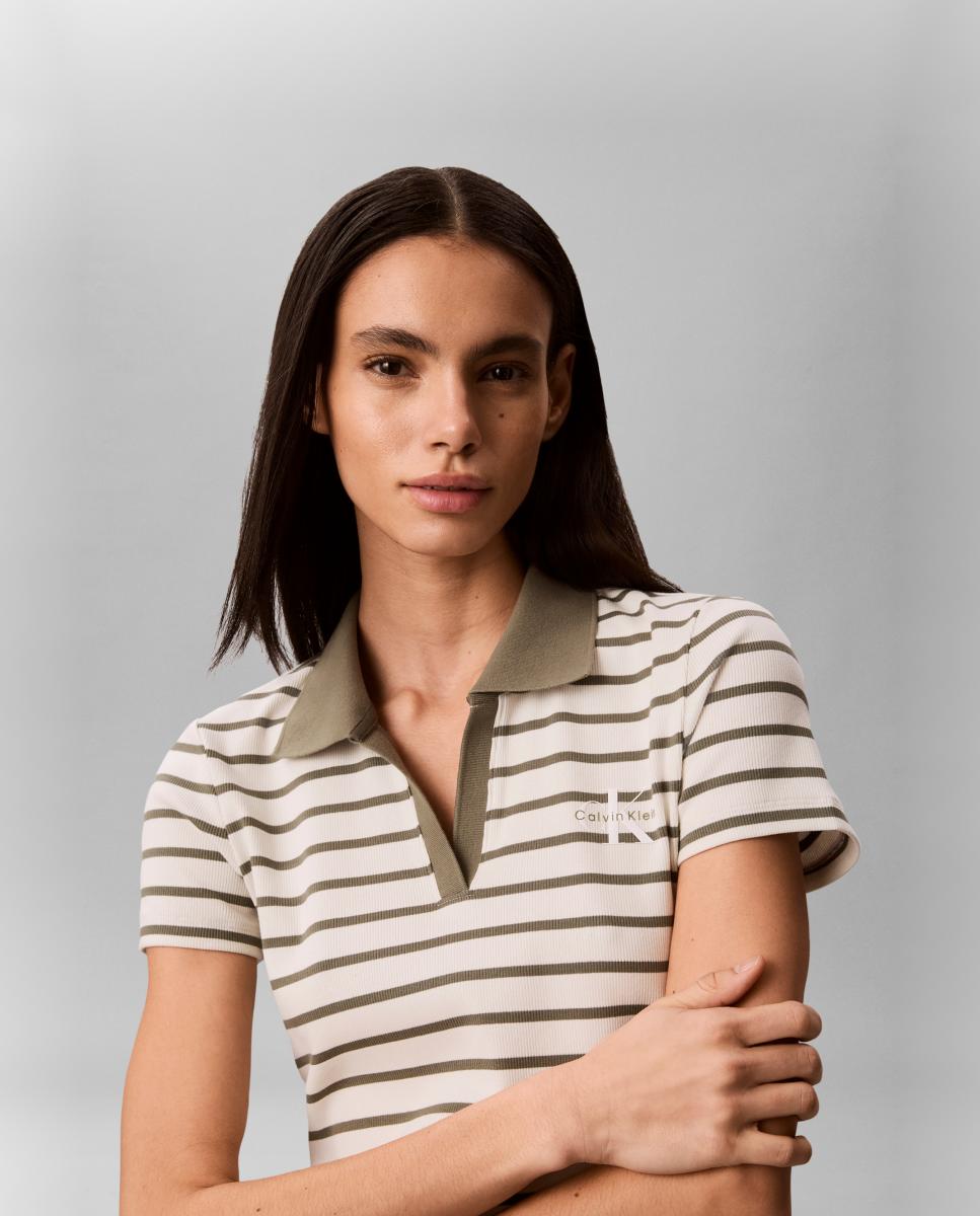 Vestido Canelado com Colarinho de Polo Cru-3