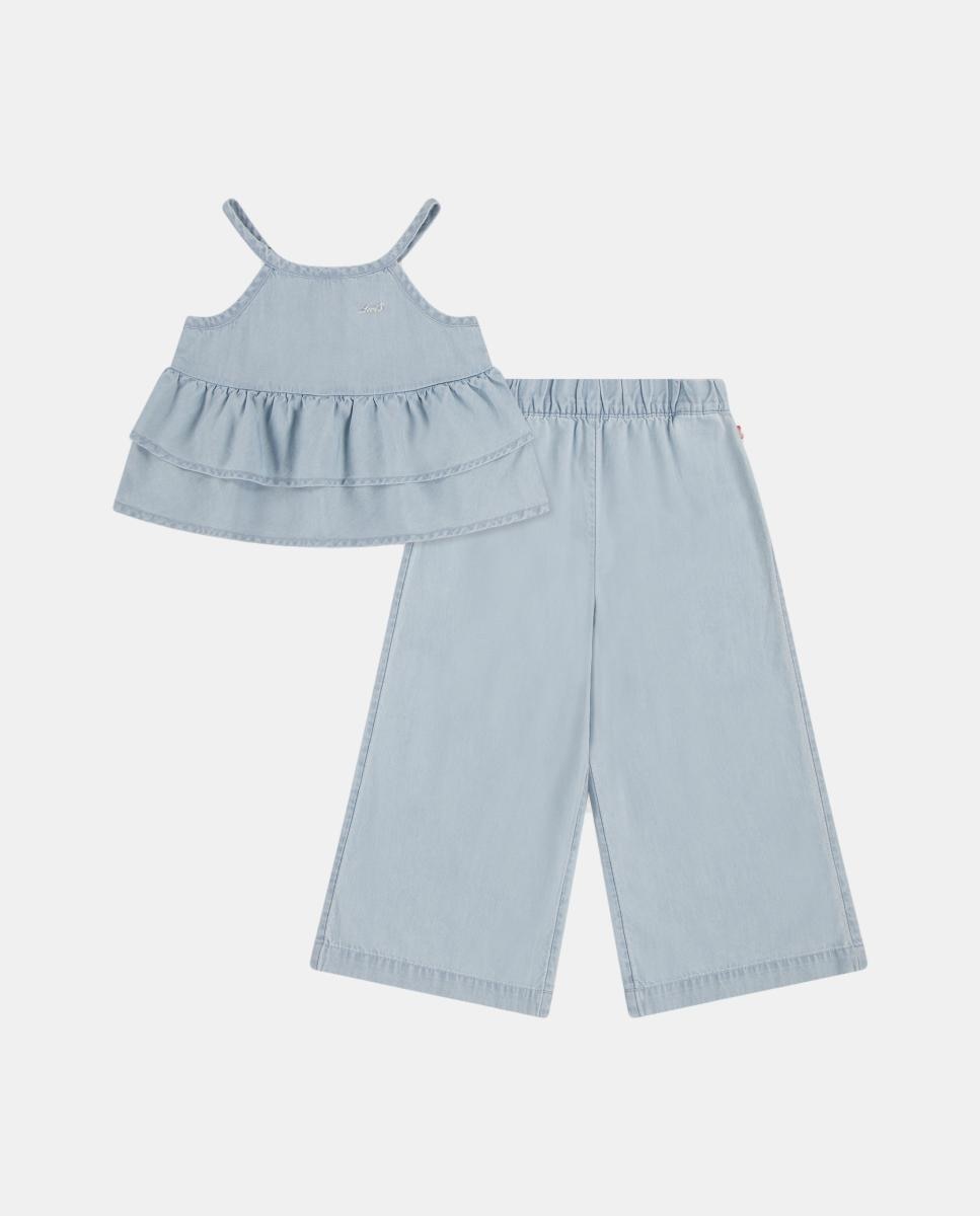 Imagem 0 de Conjunto de Duas Peças: T-shirt e Jeans Escalonadas