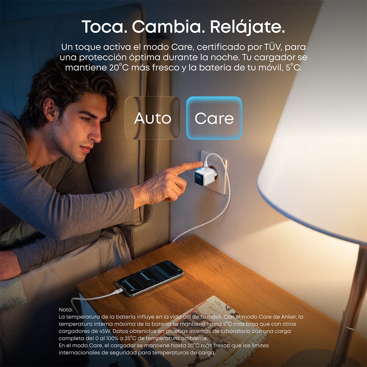 Imagen 4 de Cargador de Pared Anker Nano para iPhone, Qi 45W, Pantalla inteligente, 2 USB-C - Blanco Blanco
