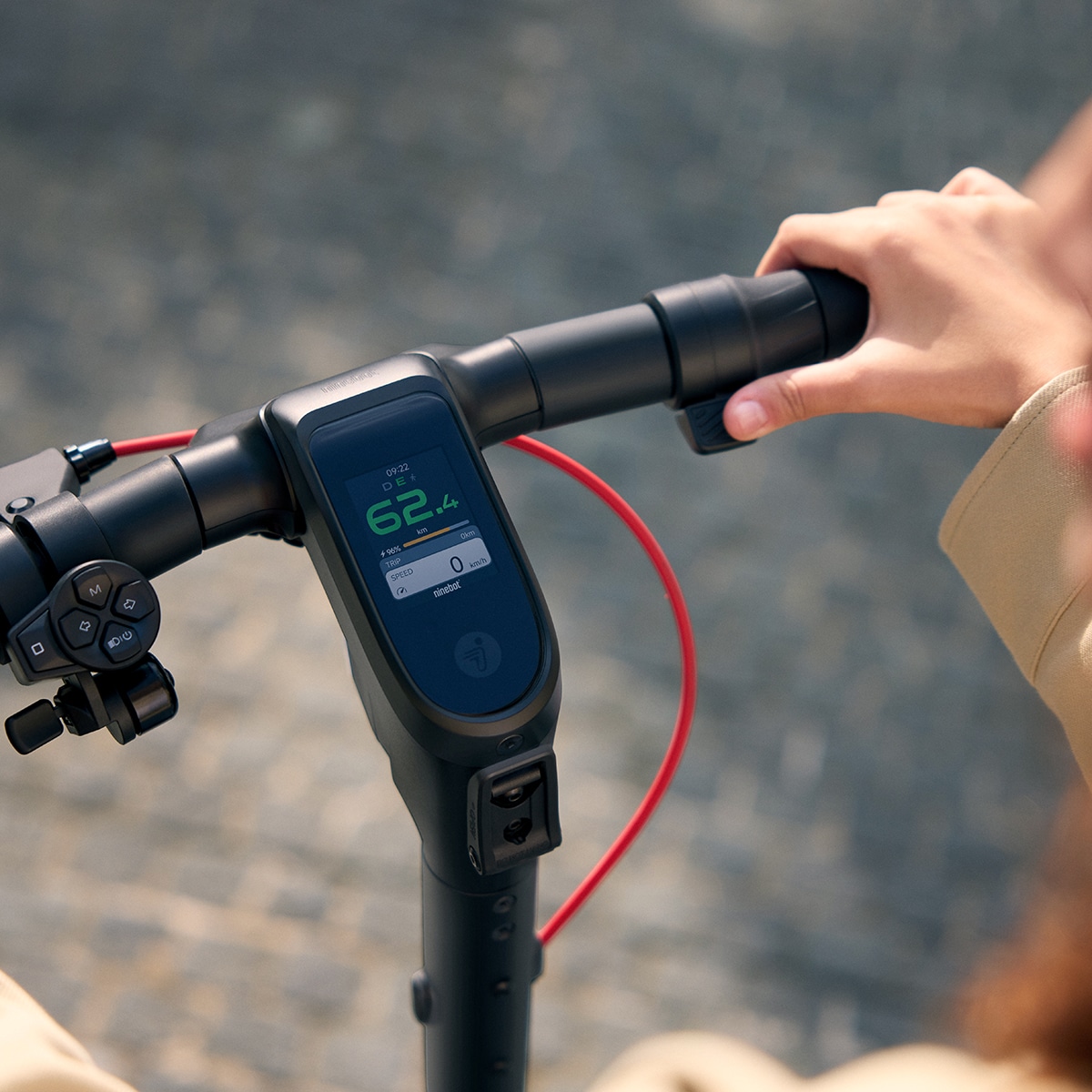 Trotinete Elétrica Ninebot F3 Preto-10