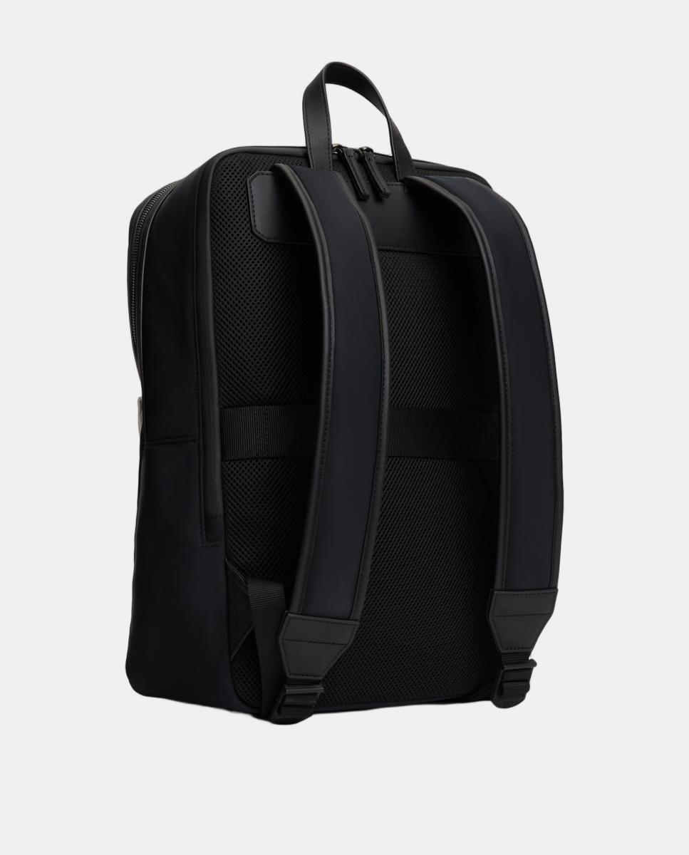 Mochila Confecionada em Nylon Preto-2