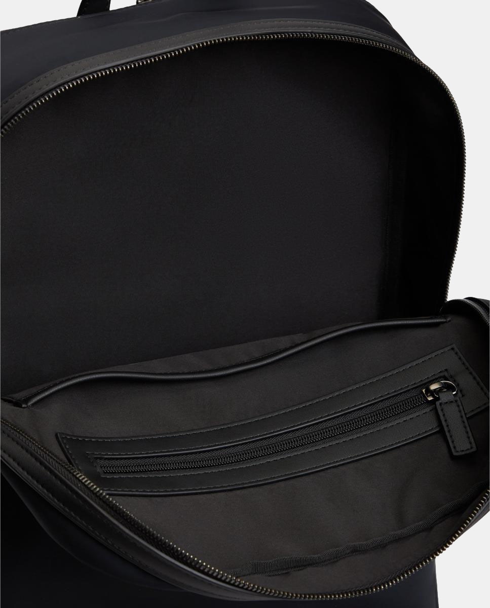 Mochila Confecionada em Nylon Preto-3