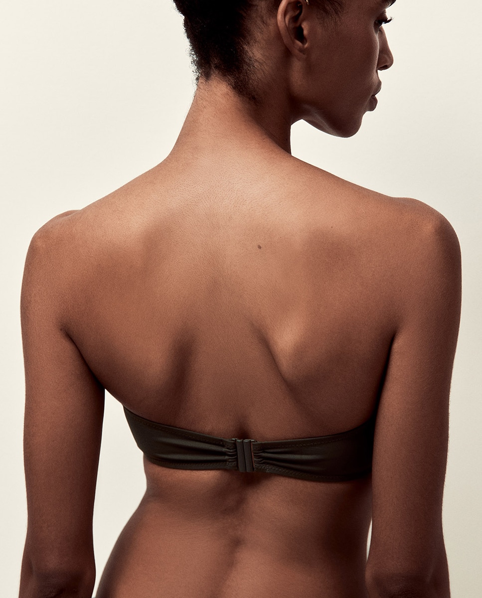 Top Liso Bandeau Caqui-4
