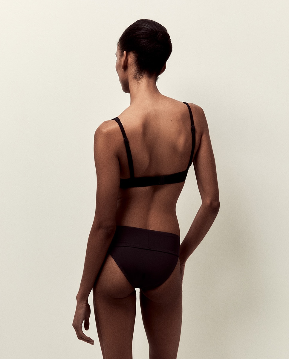 Cueca Lisa Larga Preto-4