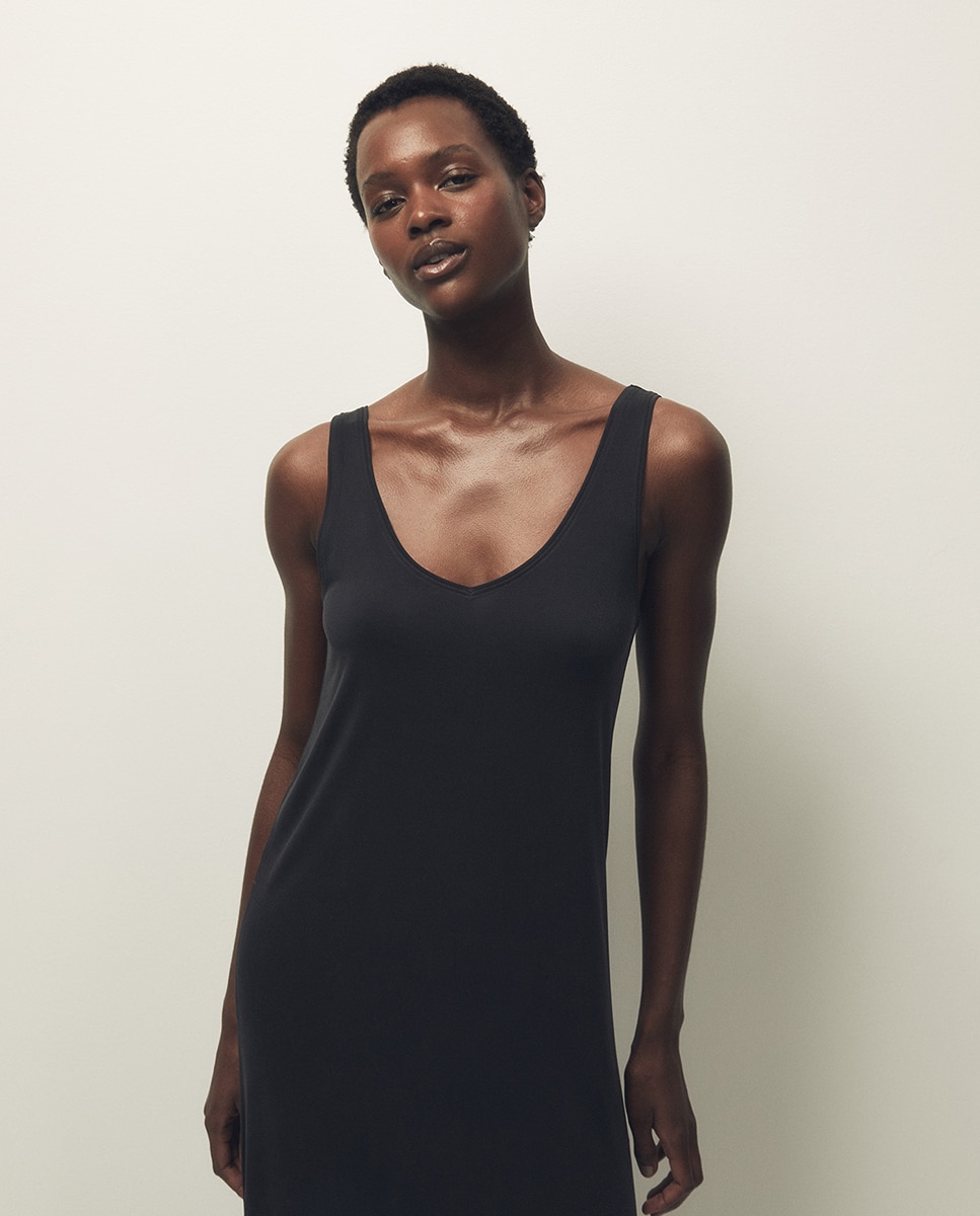 Vestido comprido liso Preto-2