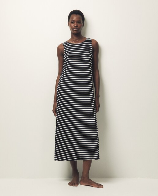 Imagen 0 de Vestido largo canalé