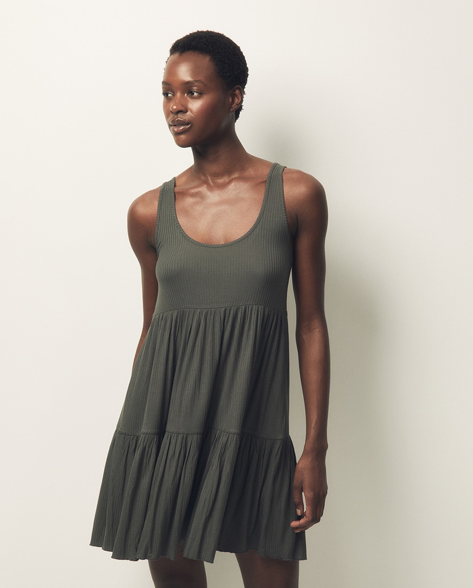 Vestido curto liso Caqui-2