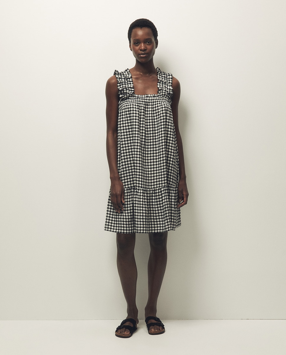 Imagem 0 de Vestido Curto com Vichy