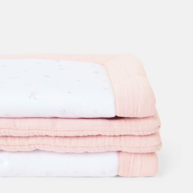 Imagen 0 de Edredón Relleno Cotton Juice Baby Home Amore Conejito (disponible en varias medidas)