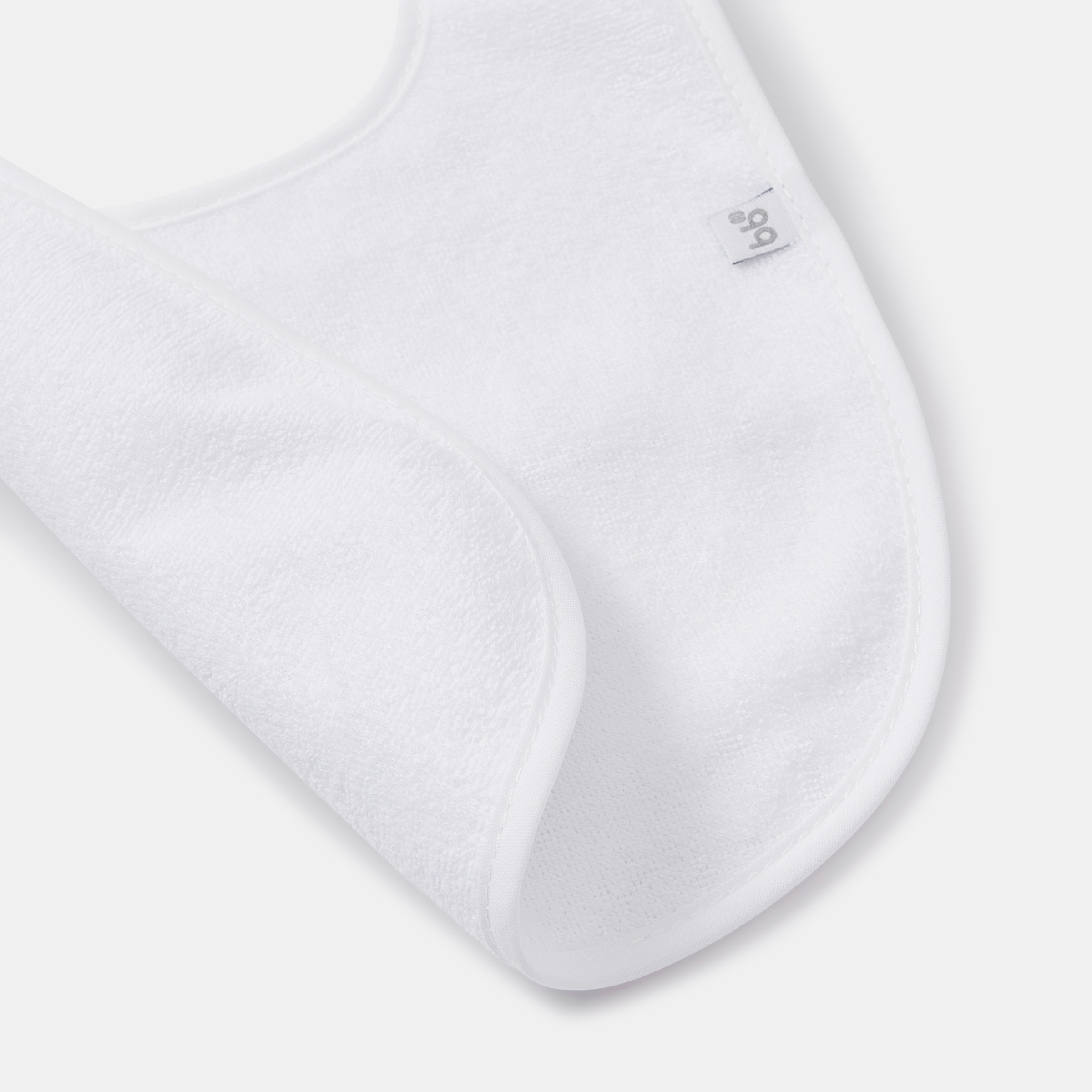 Pack de 7 Babetes Básico Tecido Turco Velcro Branco-2