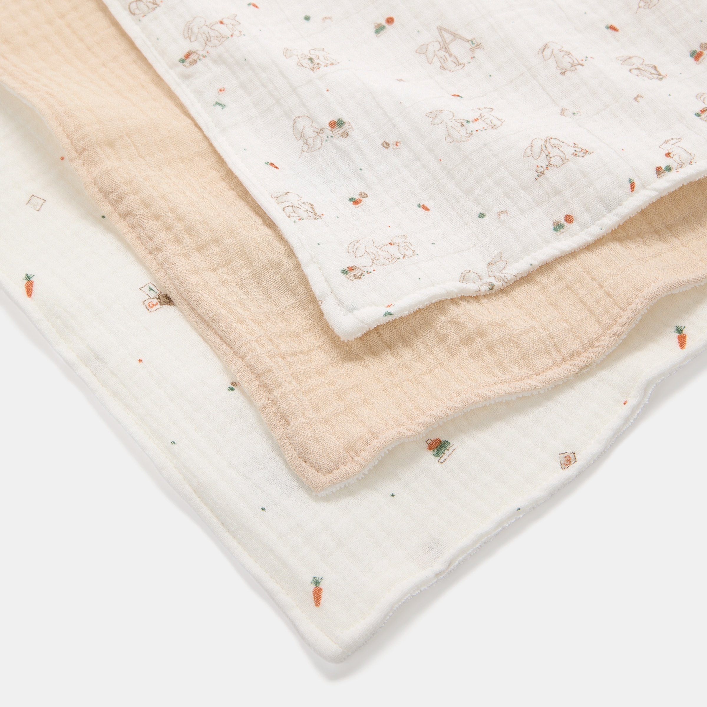 Imagem 0 de Toalhitas para mãos Cotton Juice Baby Home pack 3 un coleção Sésamo 30x30 coelhinhos