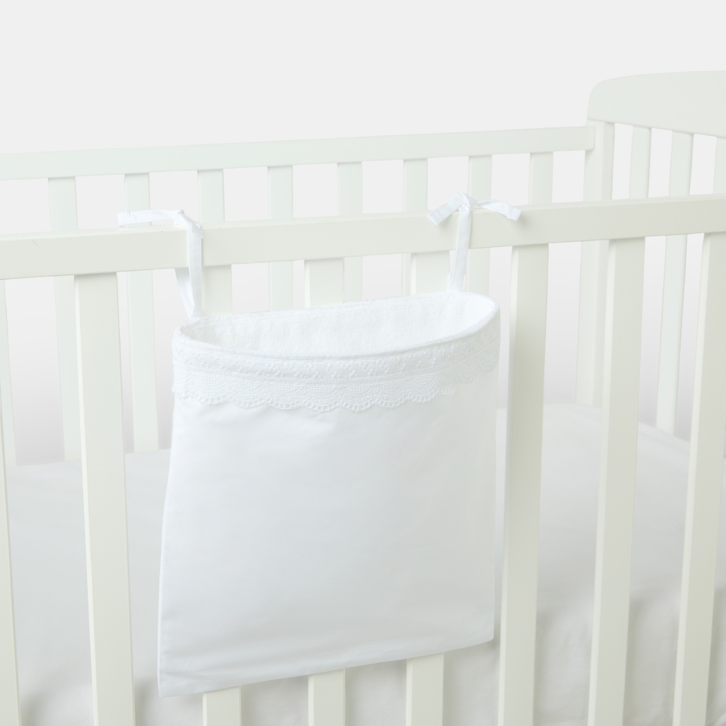 Imagem 0 de Organizador de Berço Newborn com Tira Bordada