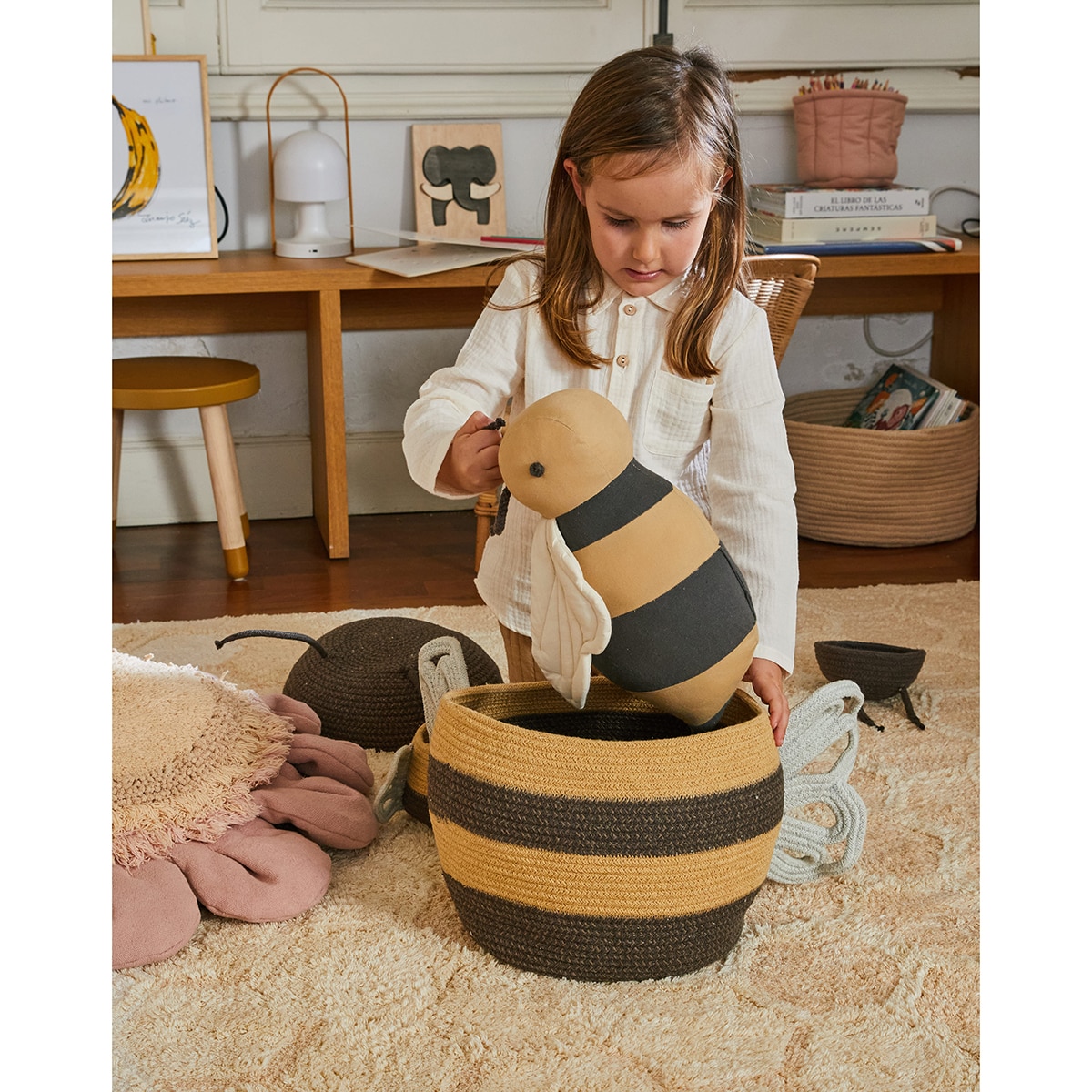 Cesta infantil Lorena Canals Mama Bee - Multicolor Multicolor-2