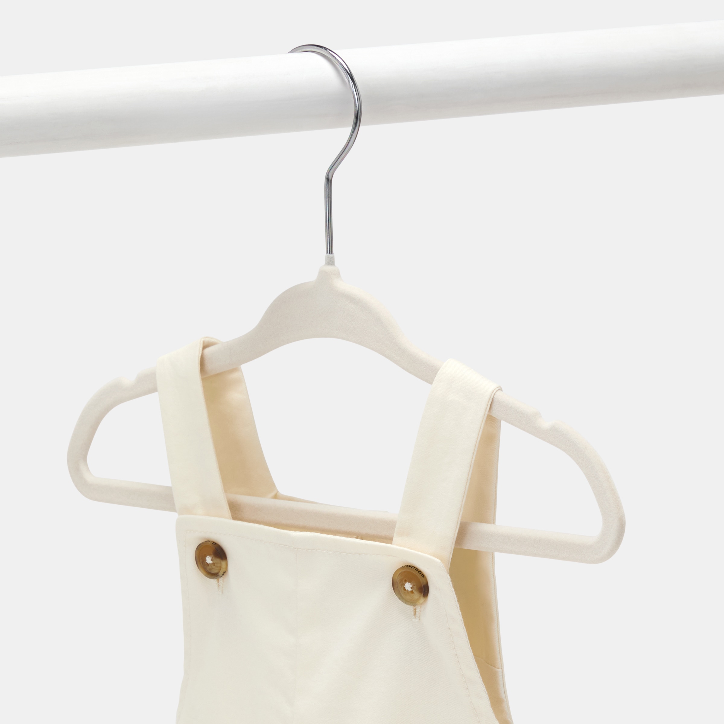 Imagem 0 de Pack de 4 Cabides de Veludo de Bebé