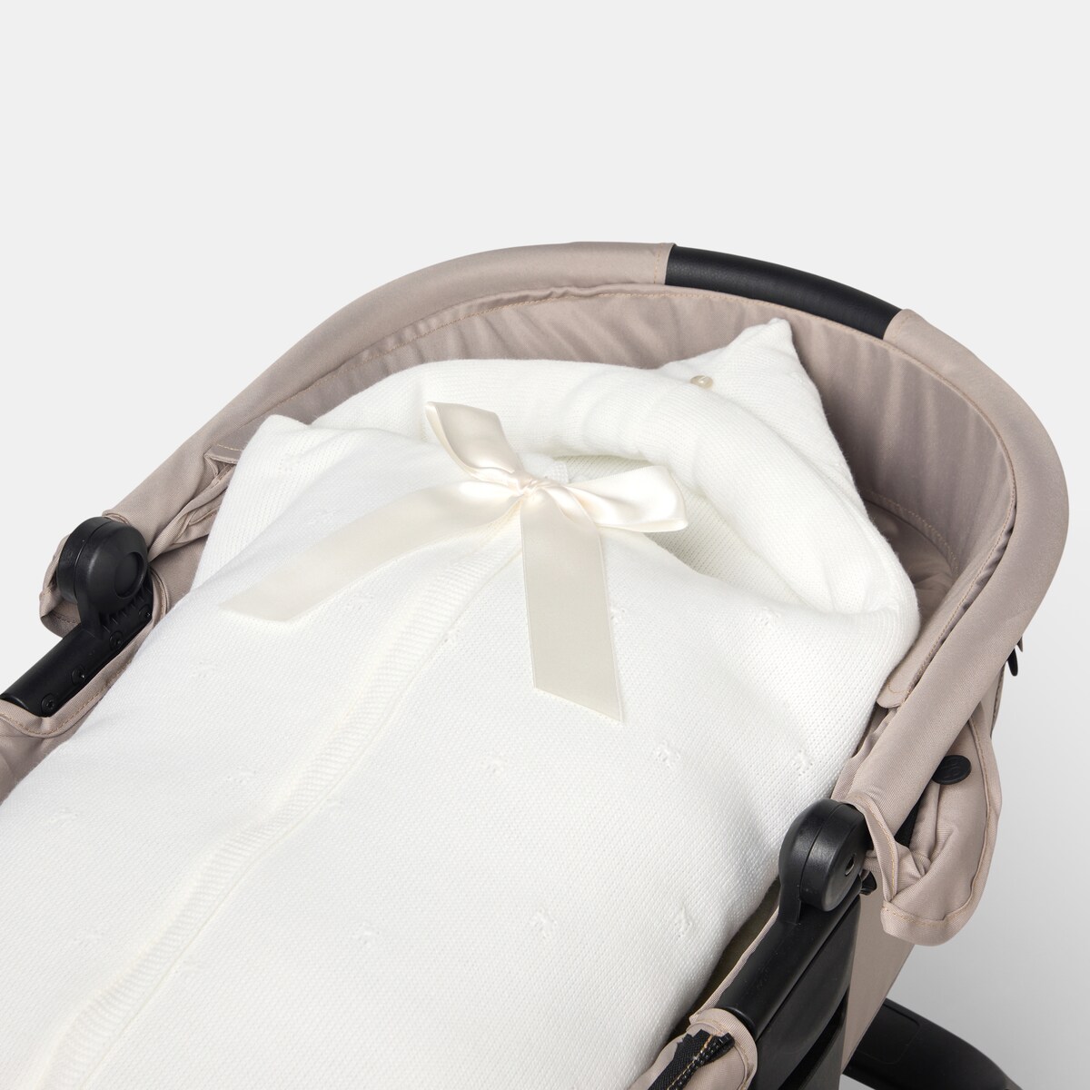 Saco de Carrinho com Capuz de Tricot Cru-5