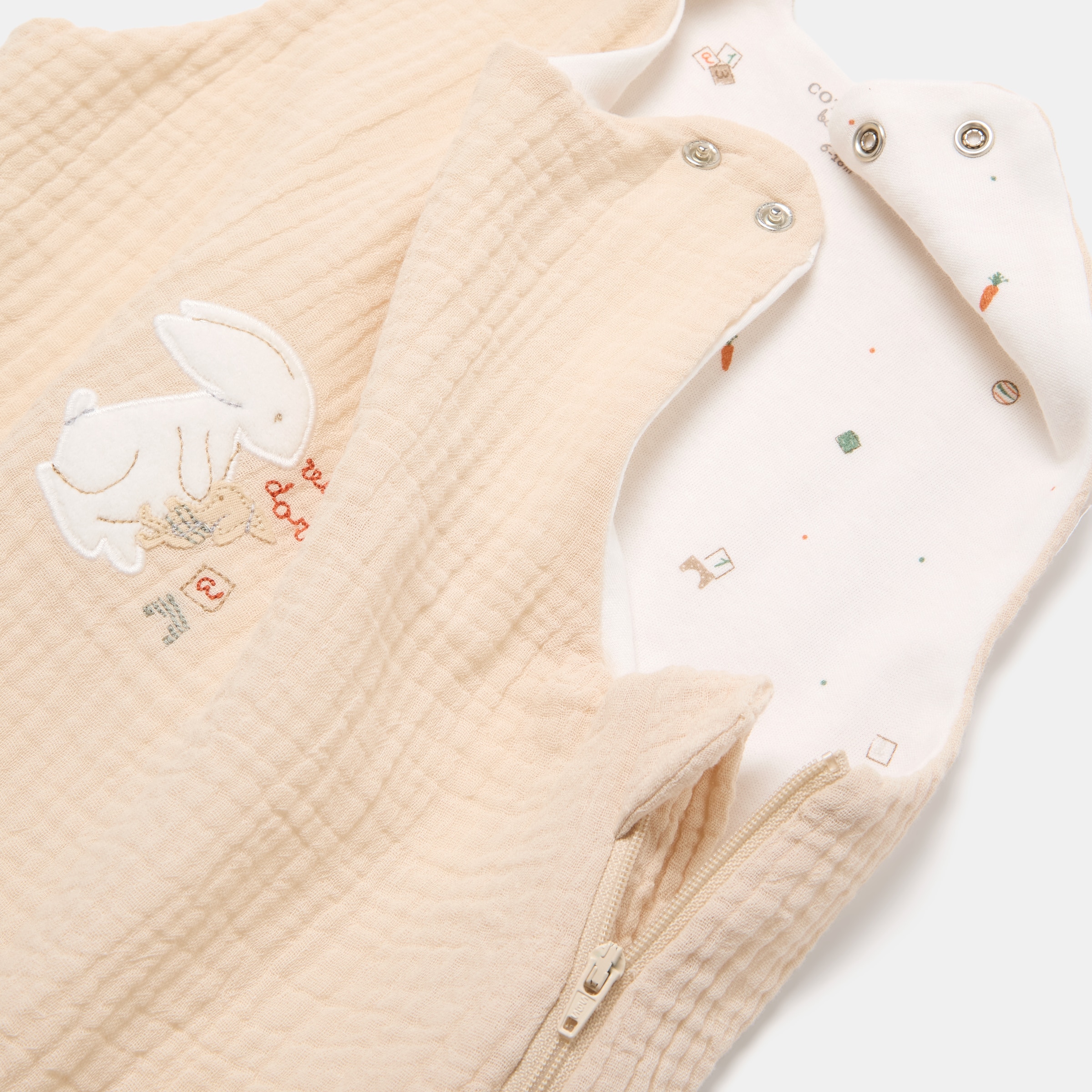 Saco de dormir Cotton Juice Baby Home colección Sésamo, muselina bordada Conejitos Tog 1.0 (disponible en varias tallas) - Natural Natural-3
