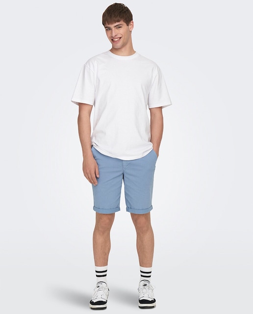 Imagen 0 de Pantalón bermuda de hombre tipo chino